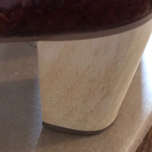 Made in Brazil leather shoe wooden heel. - Picture 5 of 8